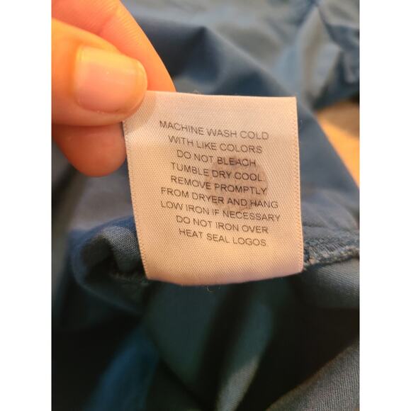 Butter-soft stretch small women's, blue scrub top - Picture 5 of 7